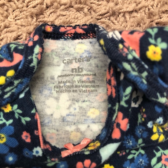 Gently used Carter’s Infant onesie - Picture 3 of 8